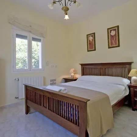 Ifac Sleeps 7 Pool Wifi Holiday home Ifach